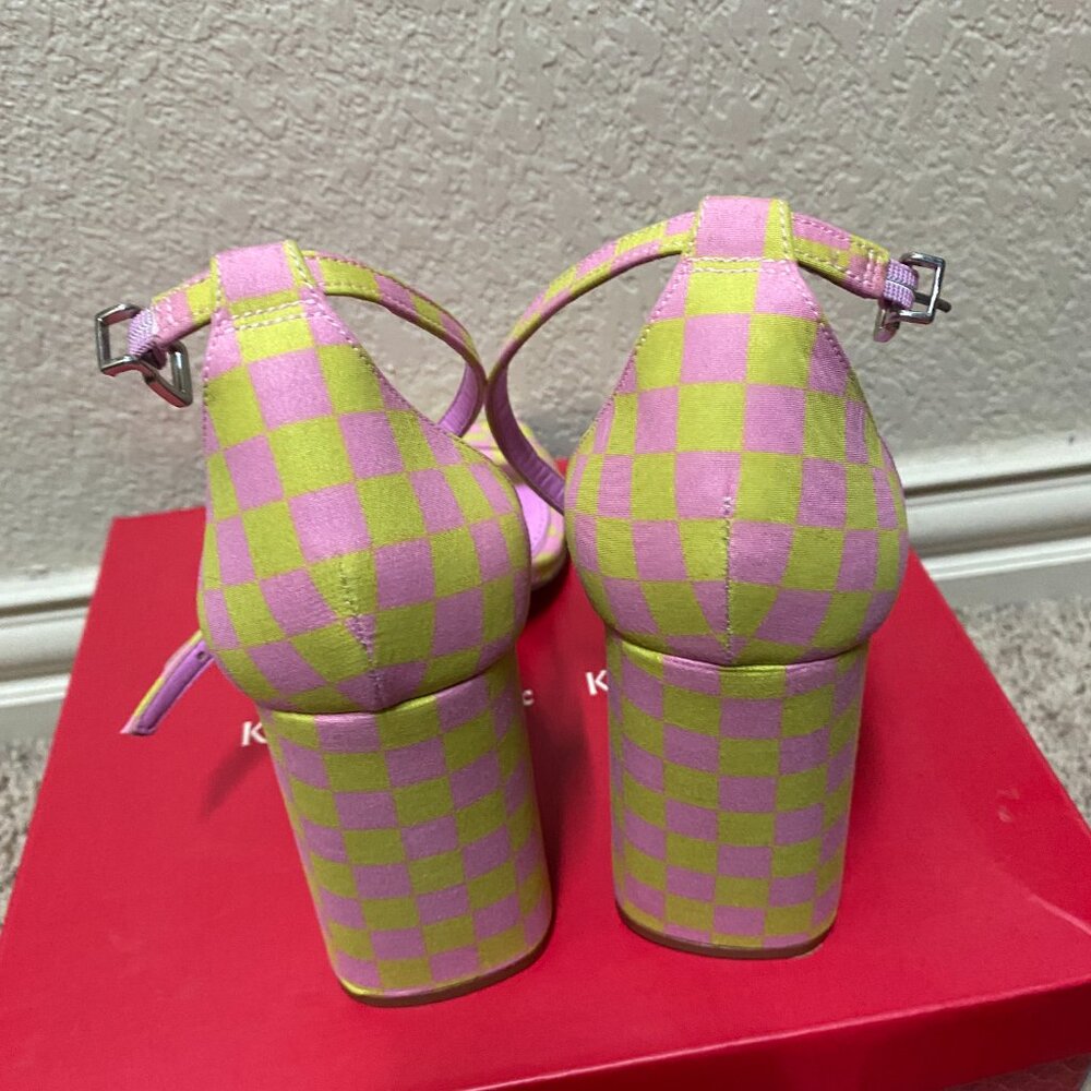 Shoes - Picture 4 of 4